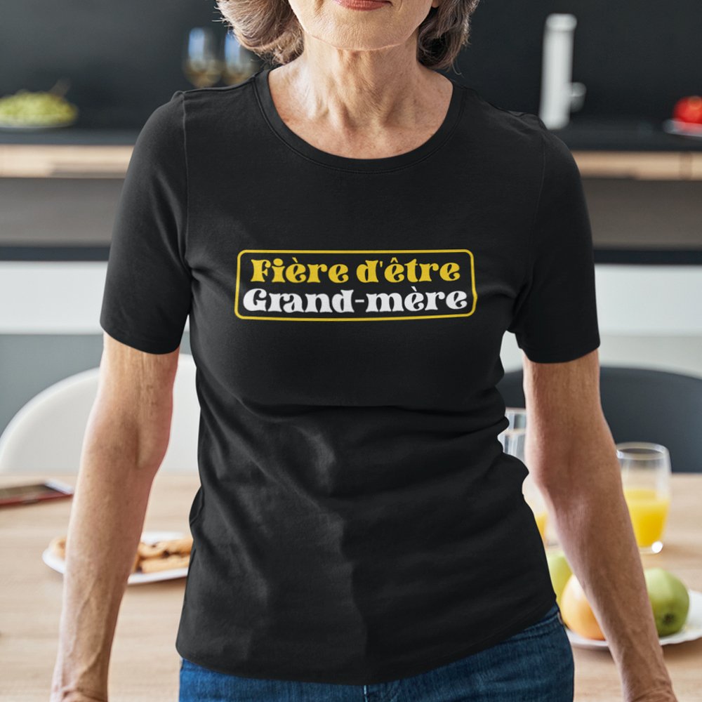 Fière d'être grand-mère Women's Organic Cotton Tee